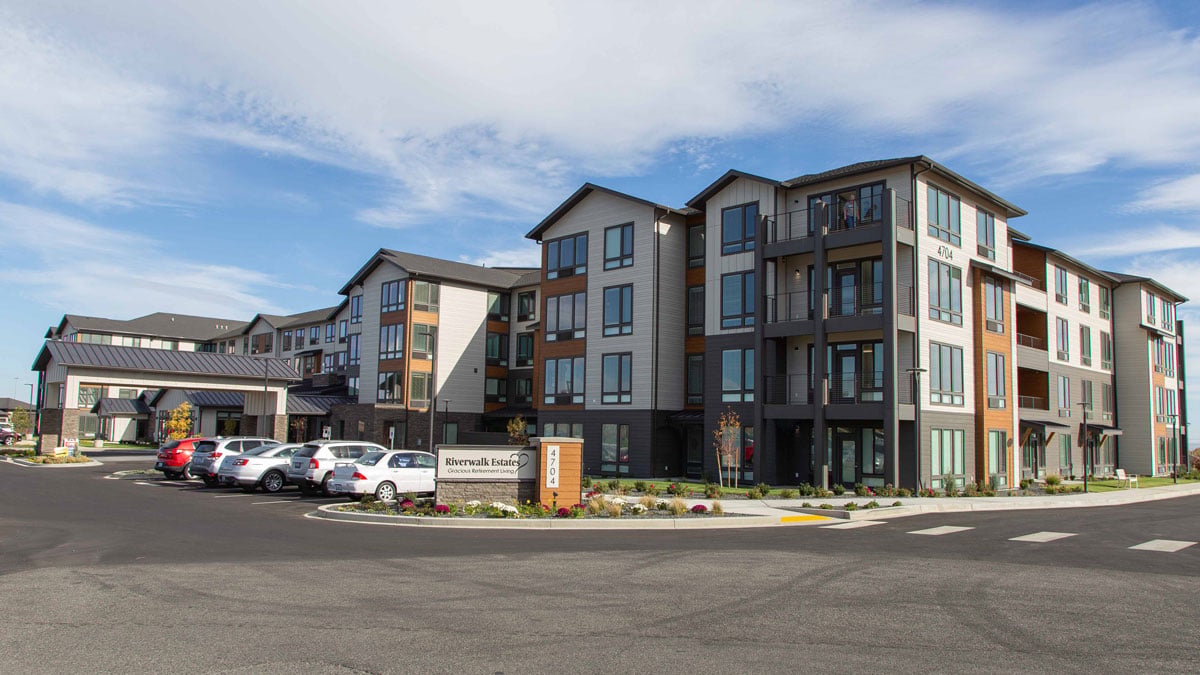 Riverwalk Estates Exterior