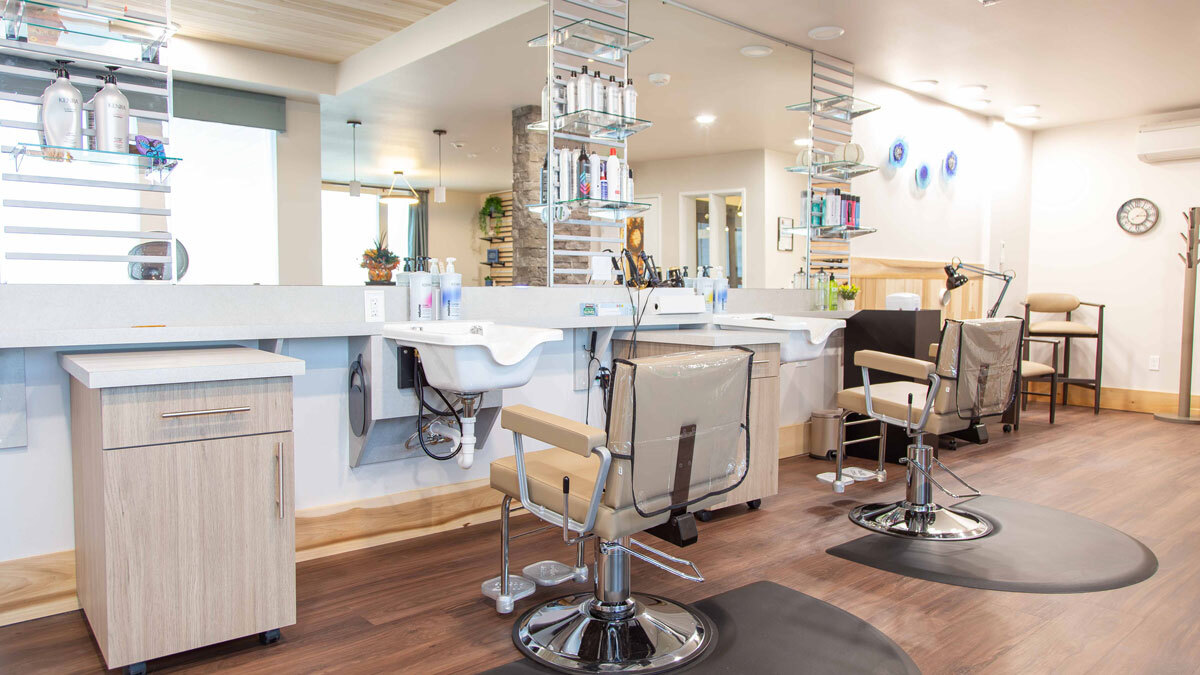 Riverwalk Estates salon